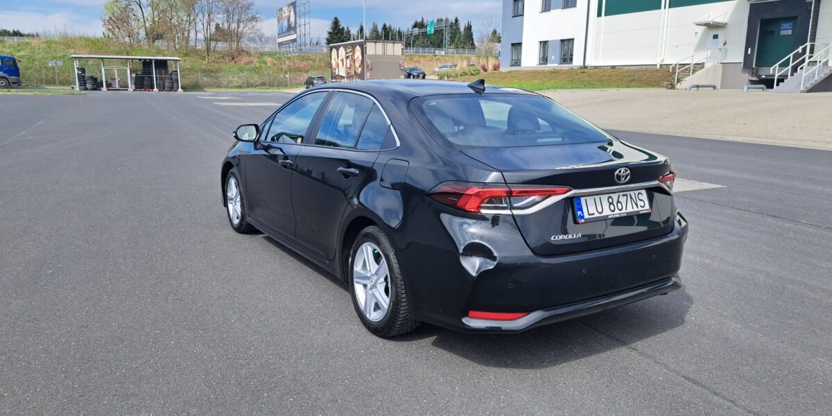 Ogłoszenie przetargu nieograniczonego na sprzedaż samochodu Toyota Corolla 1.5 MR`19 E6 z 2022 roku LU867NS