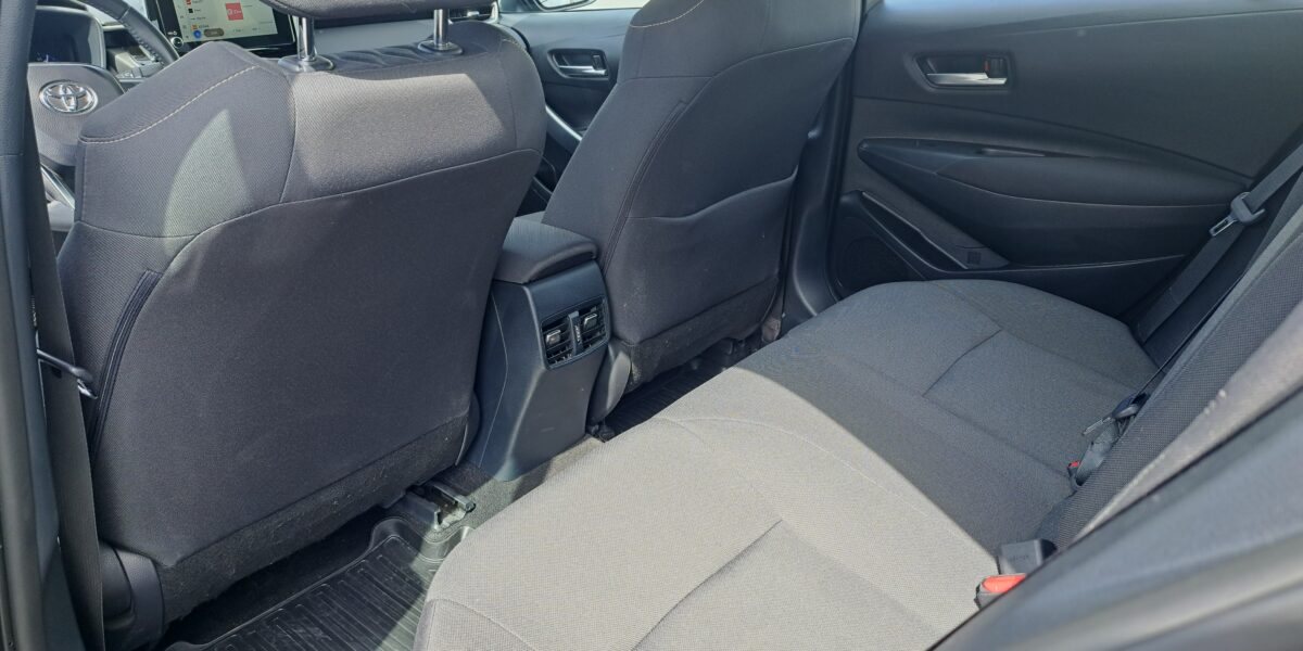 Ogłoszenie przetargu nieograniczonego na sprzedaż samochodu Toyota Corolla 1.5 MR`19 E6 z 2022 roku.
