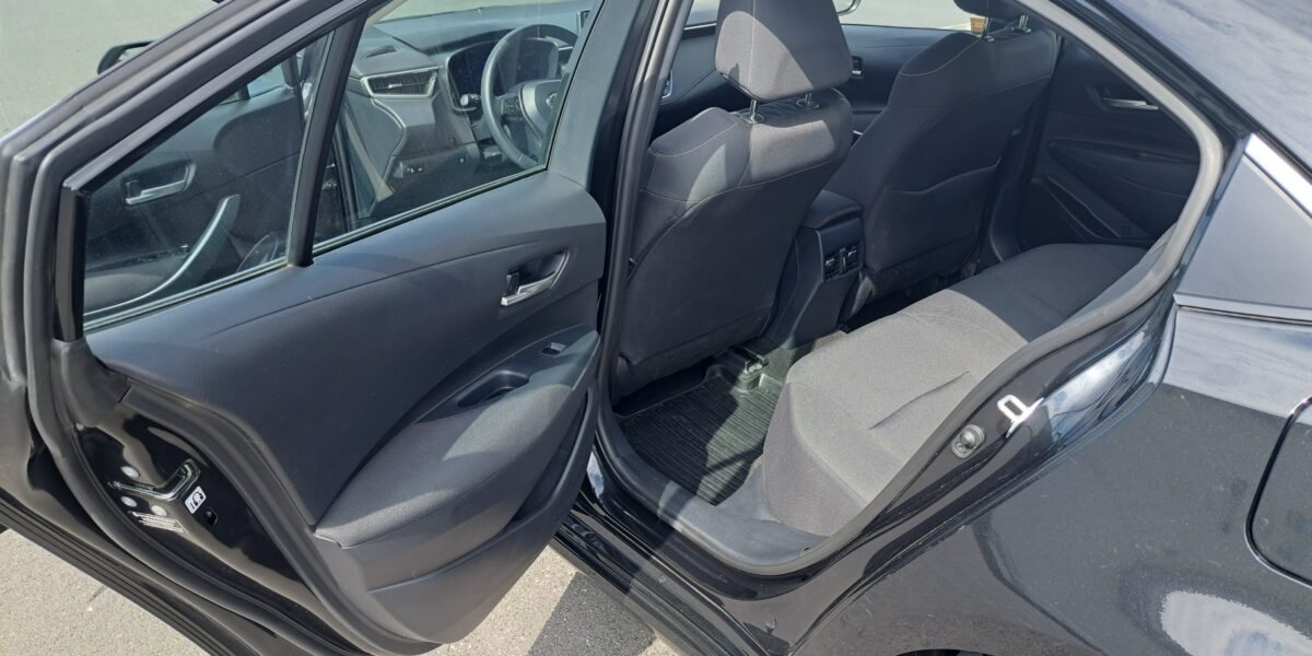 Ogłoszenie przetargu nieograniczonego na sprzedaż samochodu Toyota Corolla 1.5 MR`19 E6 z 2022 roku.
