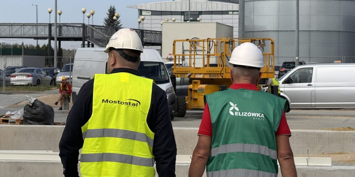 Budowa hali wysokiego składowania M1 na&nbsp;finiszu